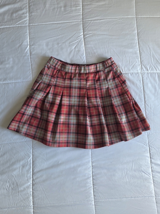 HALARA Dresses & Skirts - HALARA Red Plaid Pleated Skirt With Built In Shorts